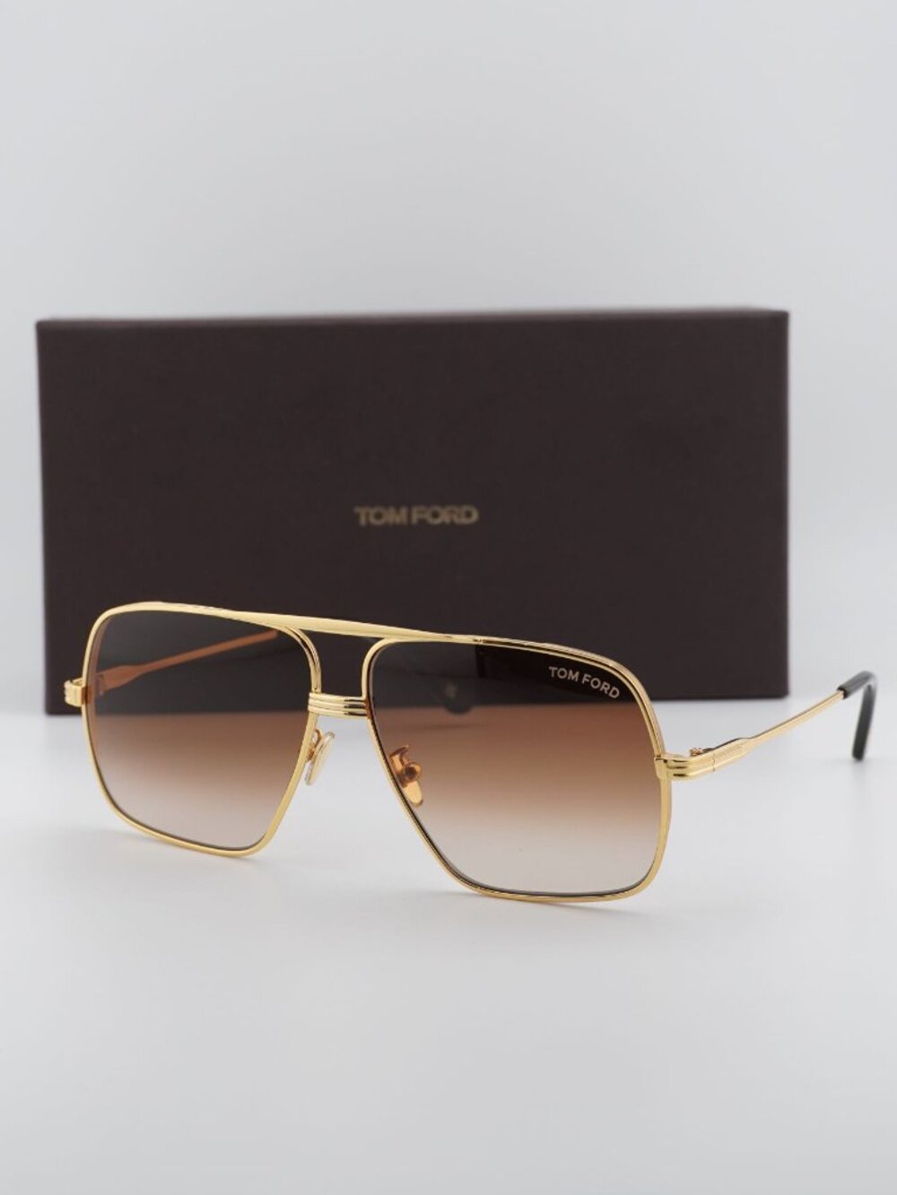Tom Ford Frankie FT0735-H 30F Aviator Sunglasses - Shiny Endura Gold / Brown Gra